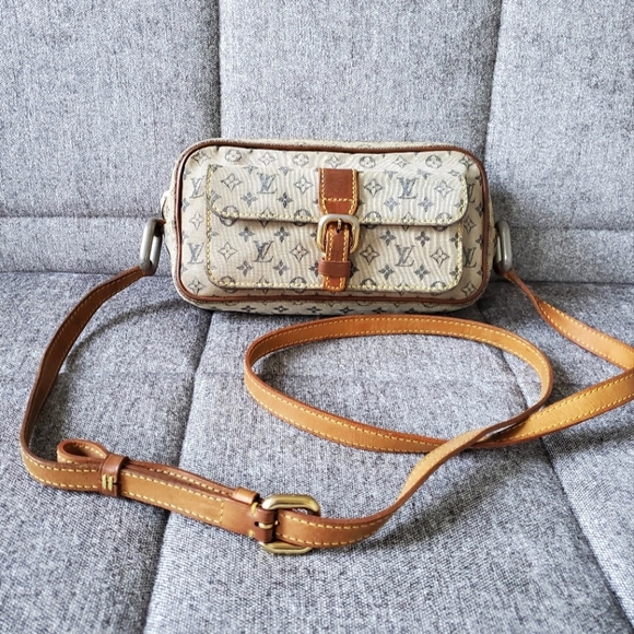 Authentic Louis Vuitton Juliette Mini Lin Crossbody Bag With Blue LV Monogram - Picture 2 of 14